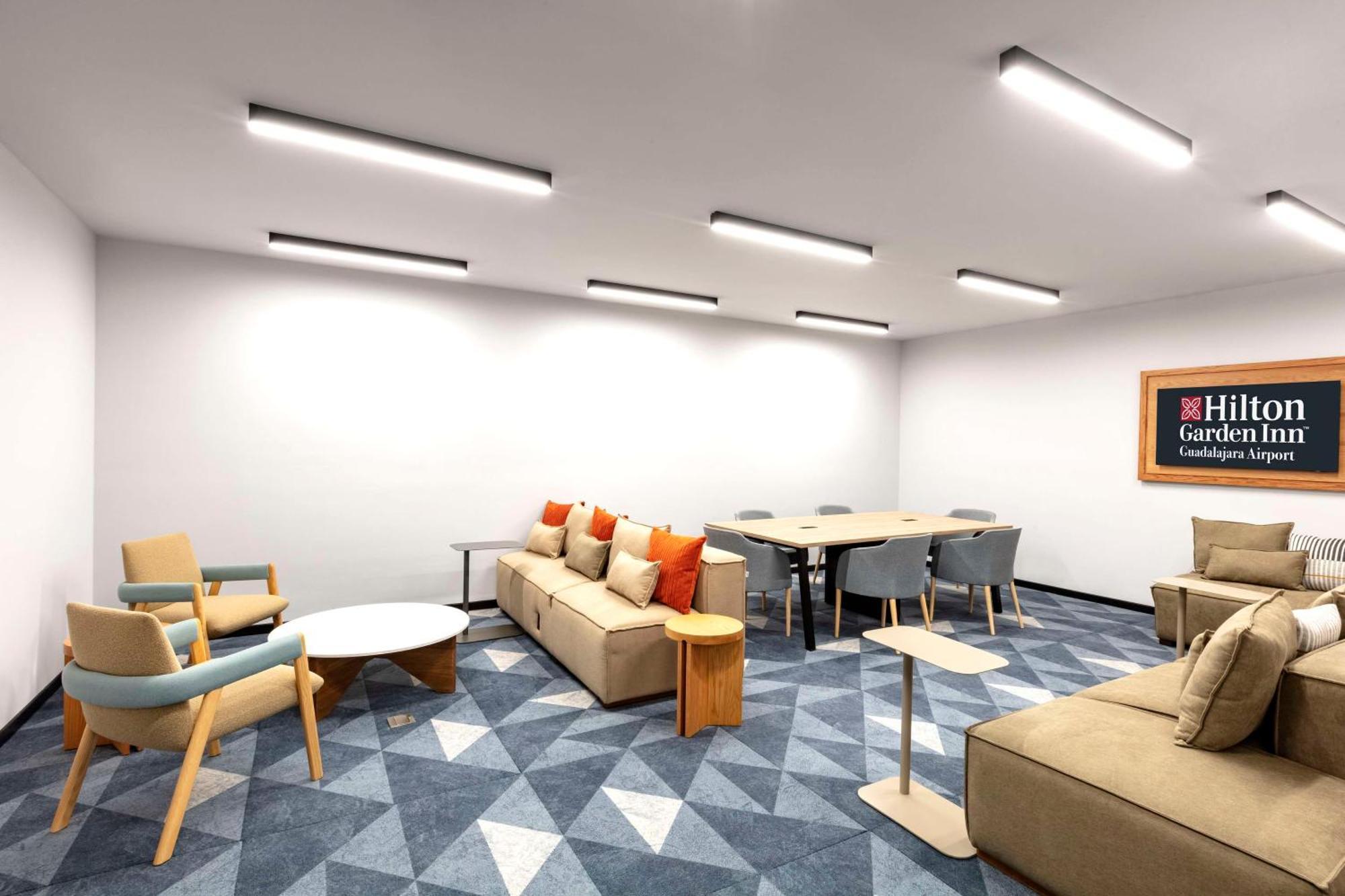 Hilton Garden Inn Guadalajara Airport El Zapote  Kültér fotó