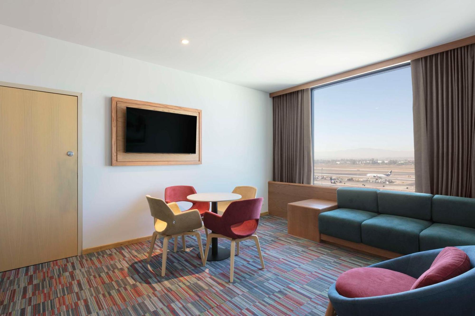 Hilton Garden Inn Guadalajara Airport El Zapote  Kültér fotó