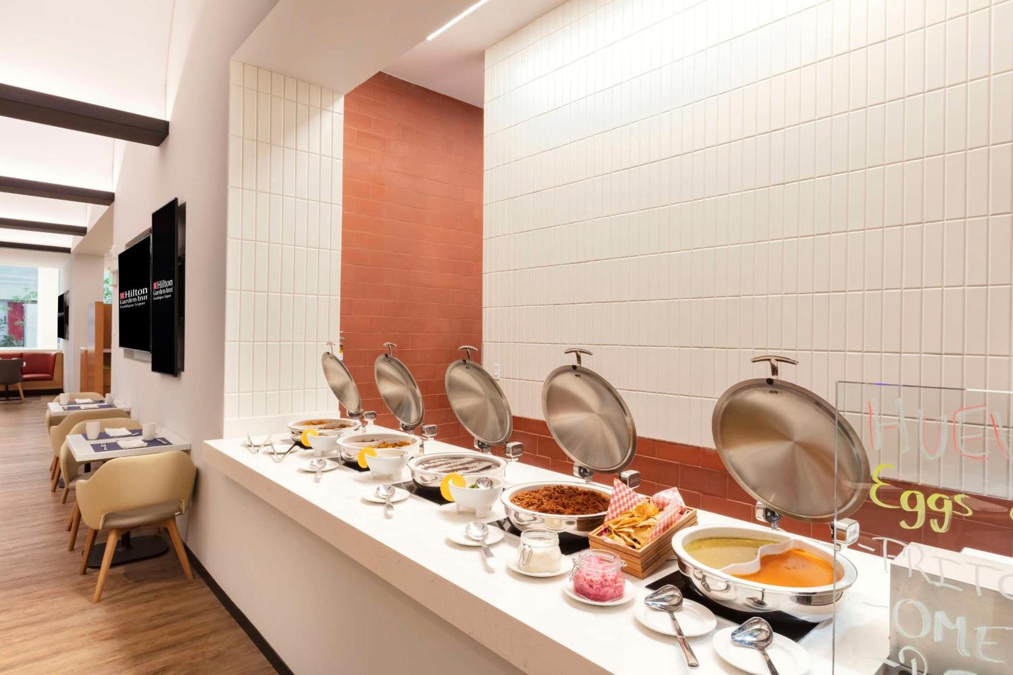 Hilton Garden Inn Guadalajara Airport El Zapote  Kültér fotó