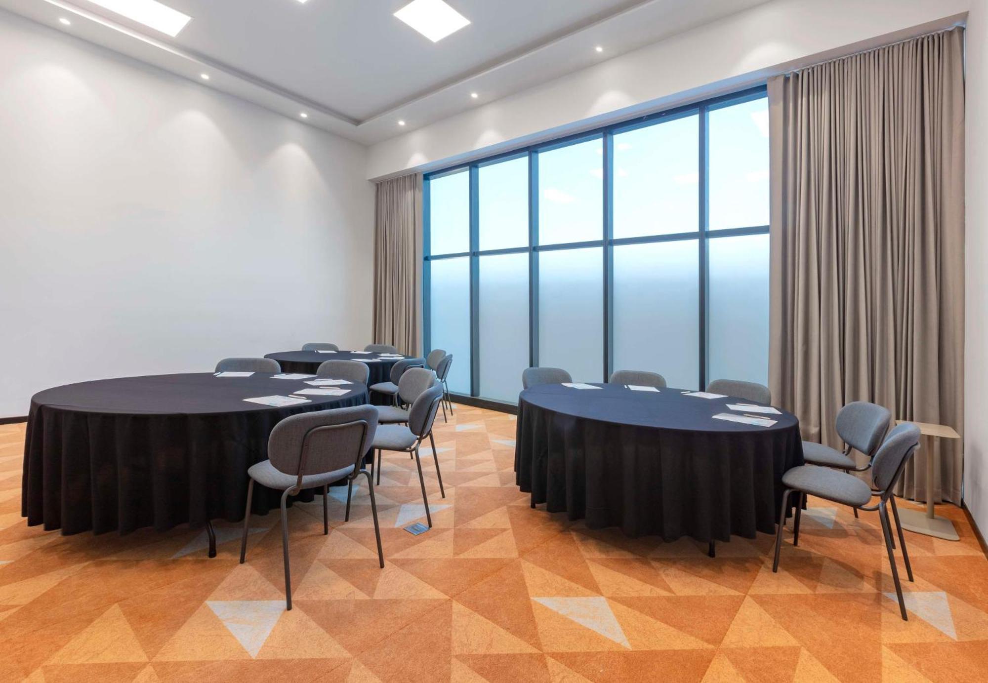 Hilton Garden Inn Guadalajara Airport El Zapote  Kültér fotó